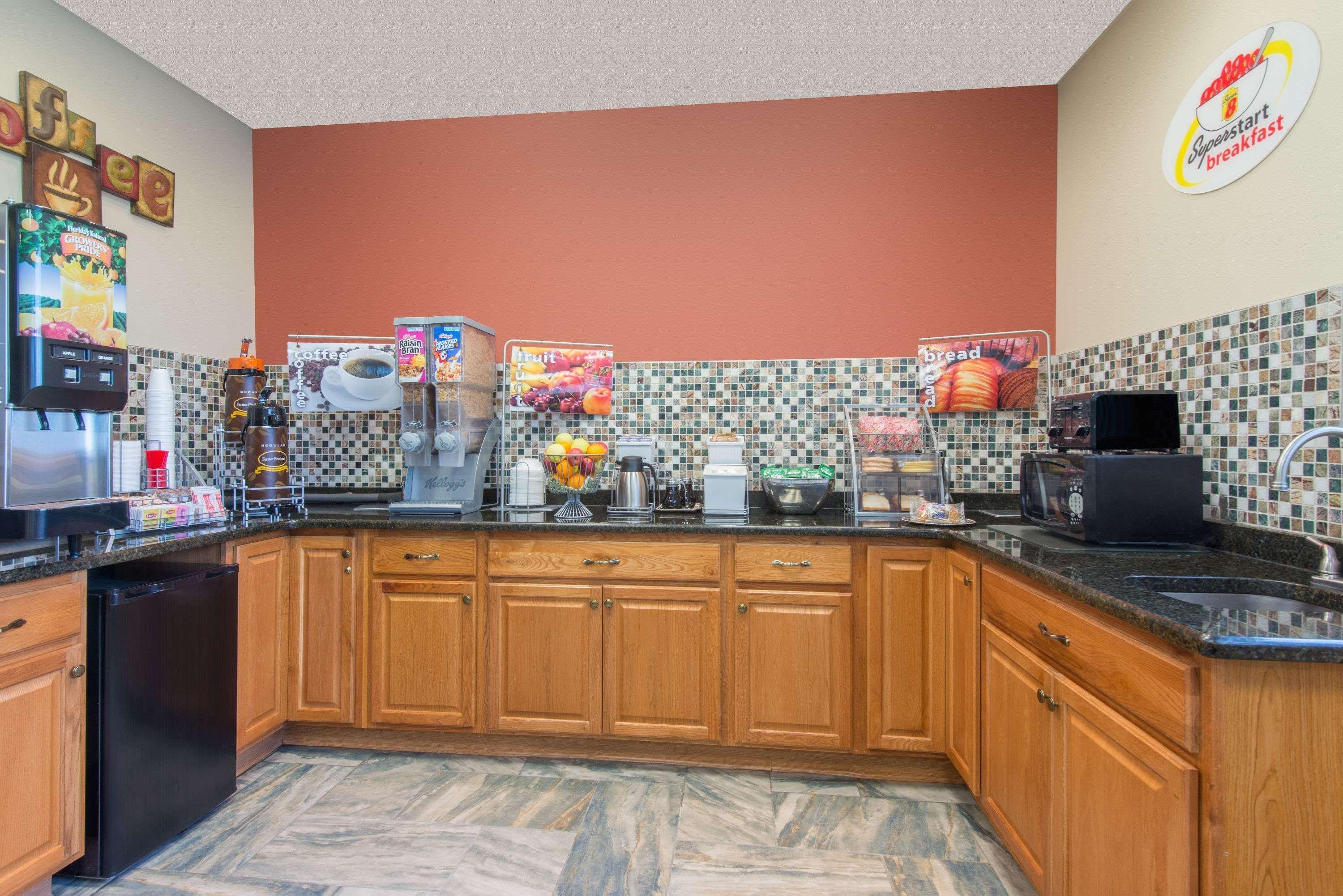 Super 8 By Wyndham Youngstown/Austintown Exteriör bild
